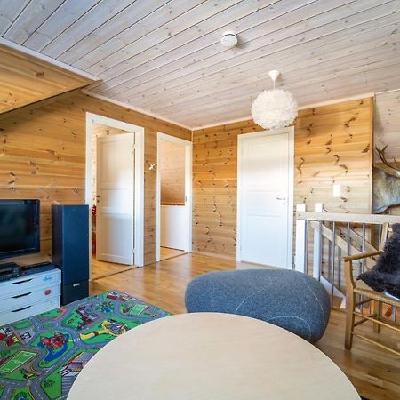 Three-Bedroom Holiday Cottage Tjorhom ภายนอก รูปภาพ